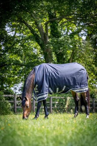 LeMieux Arika Featherweight couverture imperméable 0g Navy