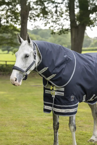 LeMieux Arika Featherweight couverture imperméable 0g Navy