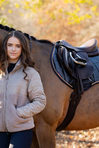Loire Hoppschabrak Square