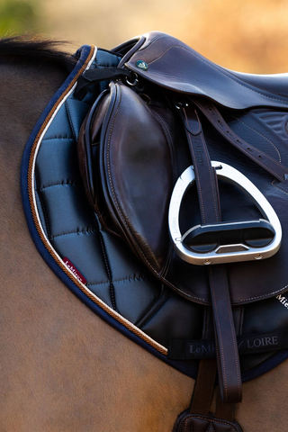 Loire Hoppschabrak Square