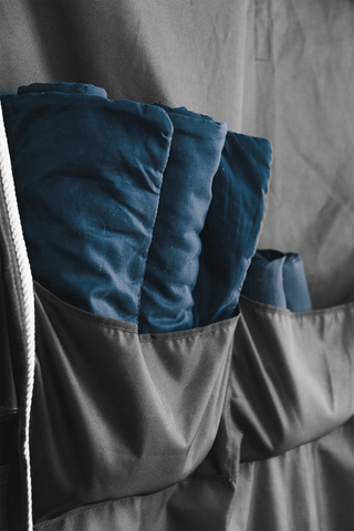 Rideau de box imperméable avec poches noir