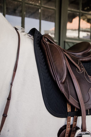 Fischgrät Schabracke Schwarz