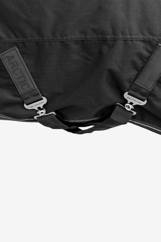 Arctic 100g Turnout Rug Black