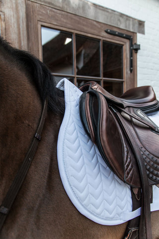 Fishbone Wedstrijd Zadeldek Wit