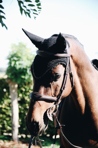 Stone & Pearl Lang Hue